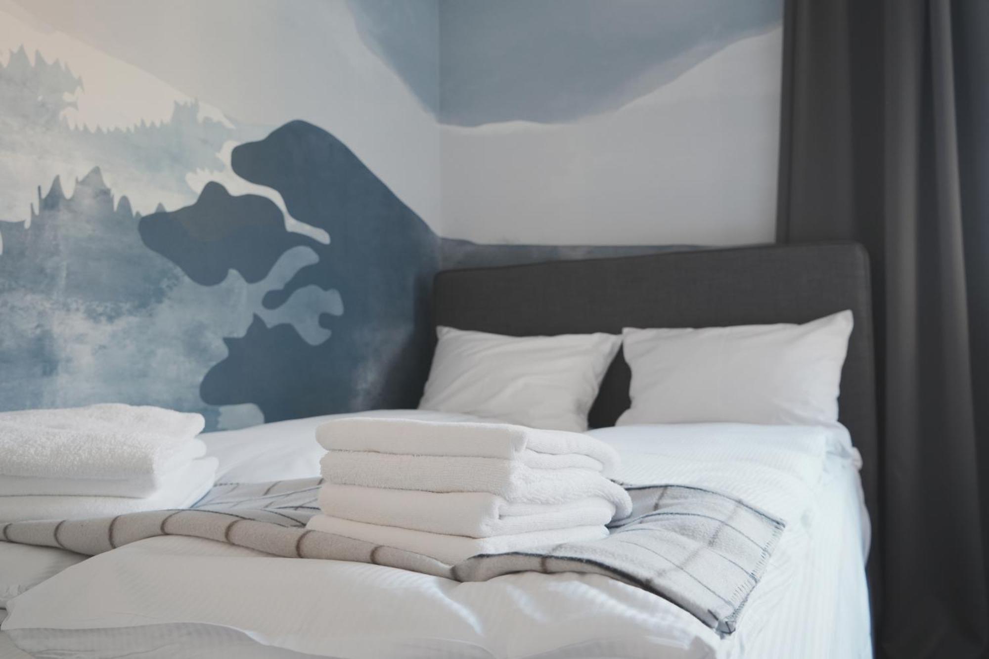 Villa Monica Apartamenty Щирк Экстерьер фото