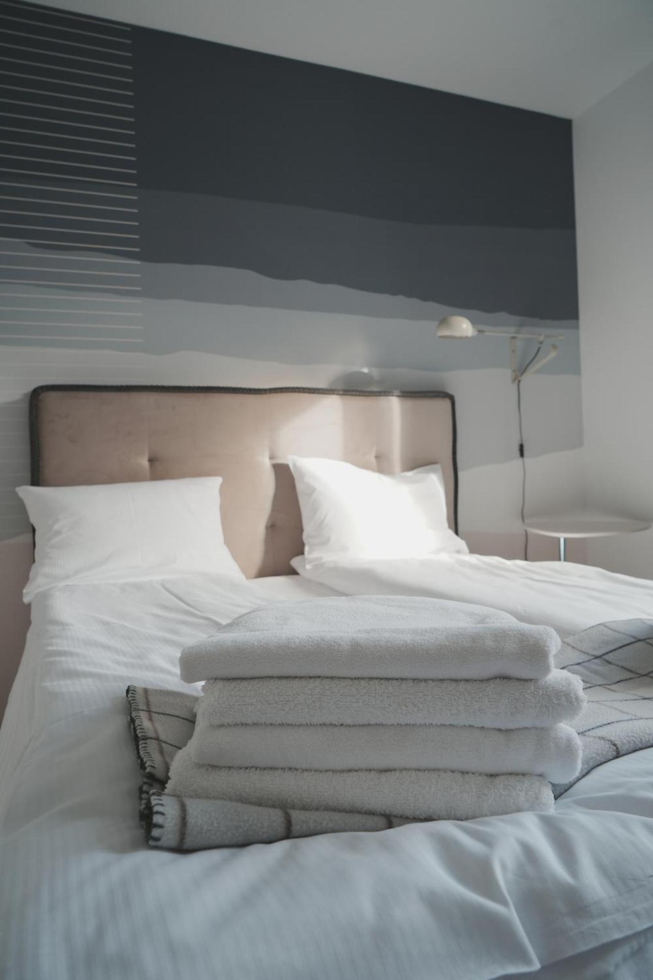 Villa Monica Apartamenty Щирк Экстерьер фото